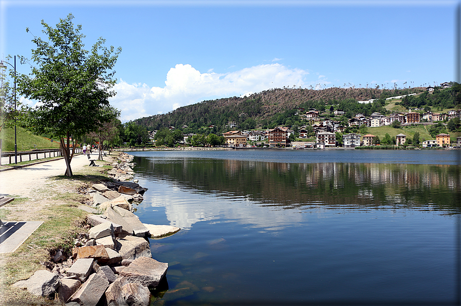 foto Lago della Serraia